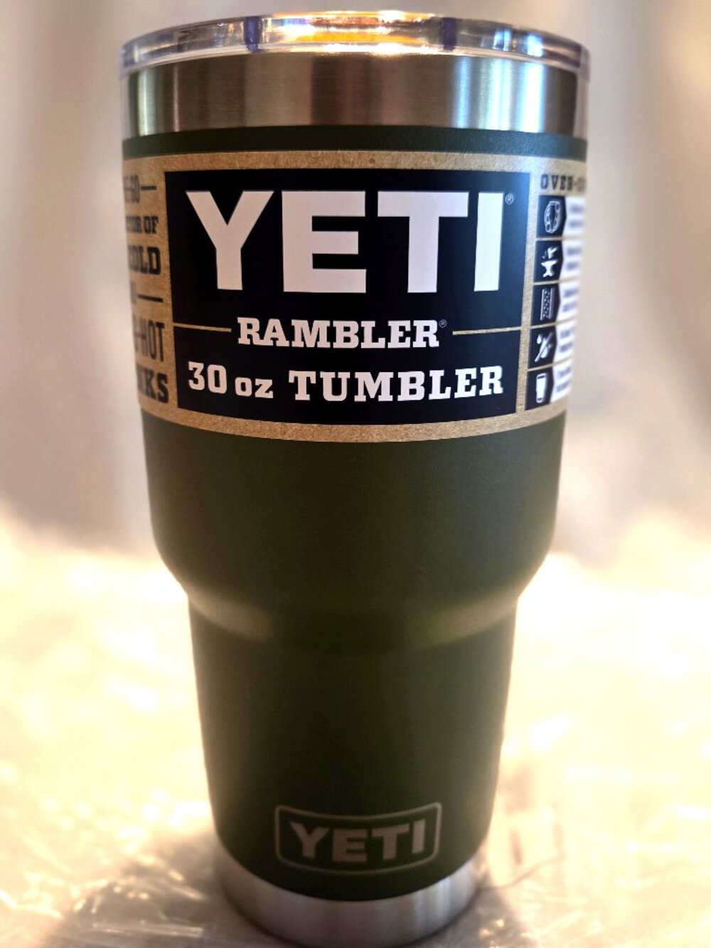 NEW - YETI Olive/King Crab Orange Rambler 30 oz Tumbler Magslider Lid